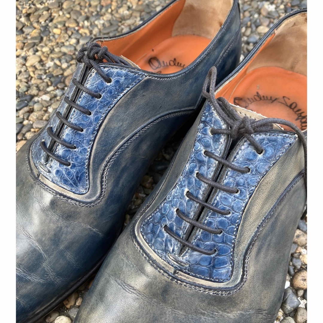 Santoni(サントーニ)のSantoni サントーニ 革靴 Size 7 ネイビー  メンズの靴/シューズ(ドレス/ビジネス)の商品写真