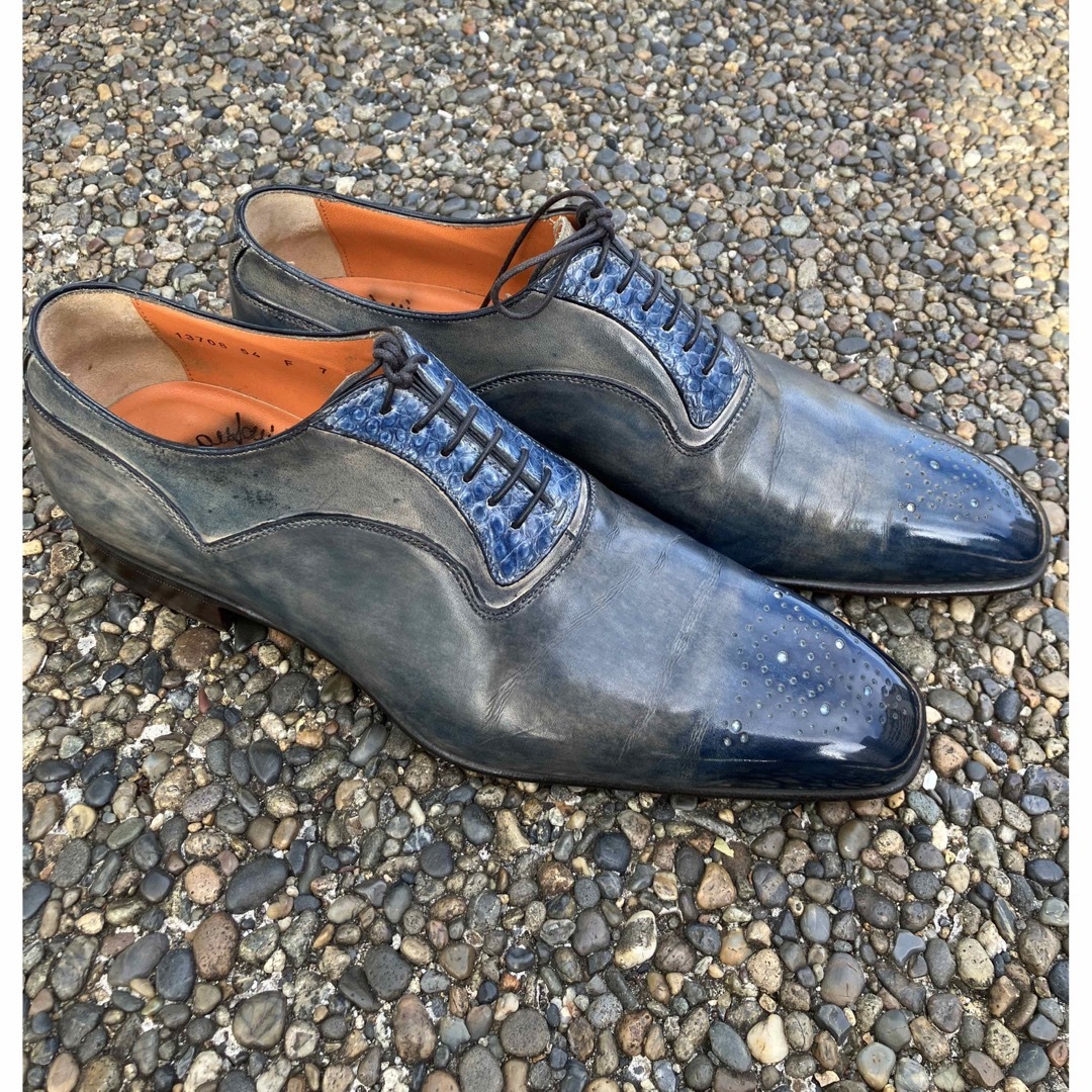 Santoni(サントーニ)のSantoni サントーニ 革靴 Size 7 ネイビー  メンズの靴/シューズ(ドレス/ビジネス)の商品写真