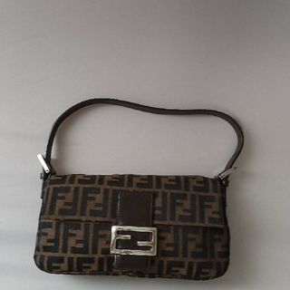 フェンディ(FENDI)の☆フェンディ　ヴィンテージ　ズッカ柄バッグ☆(ハンドバッグ)