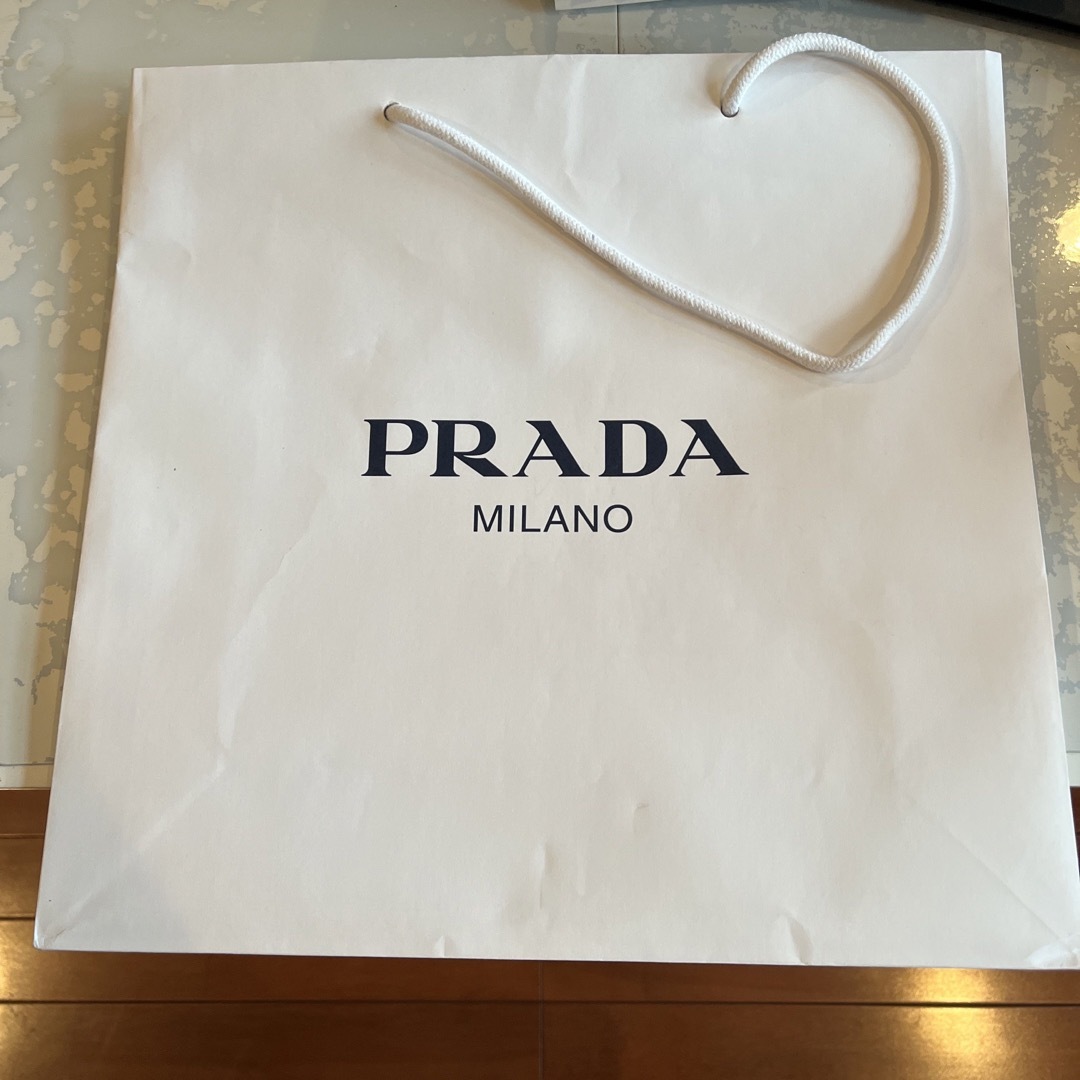 PRADA(プラダ)のPRADA SHOP袋 レディースのバッグ(ショップ袋)の商品写真