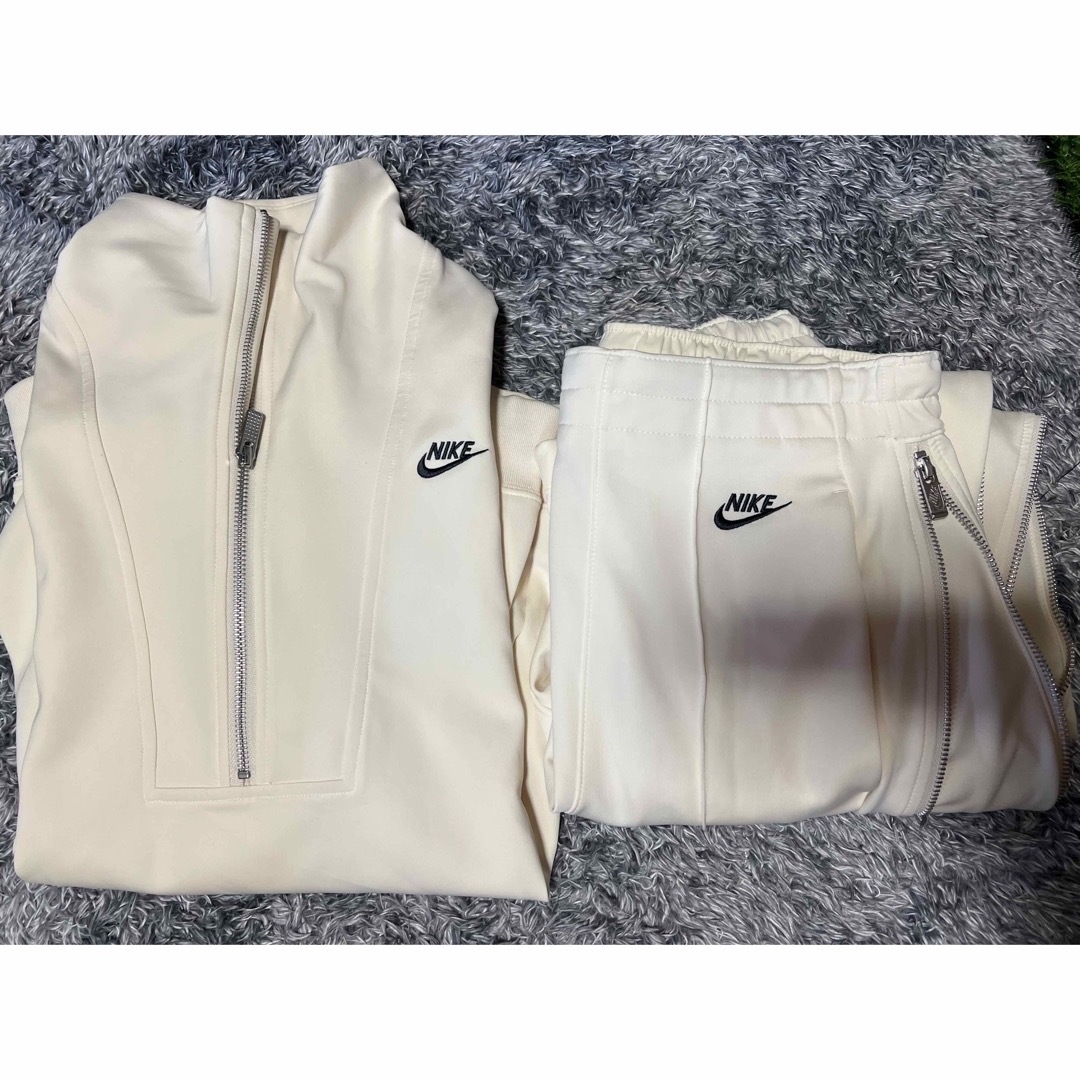 NIKE - NIKE circa half zip hoody coconut セットアップの通販 by uo ...