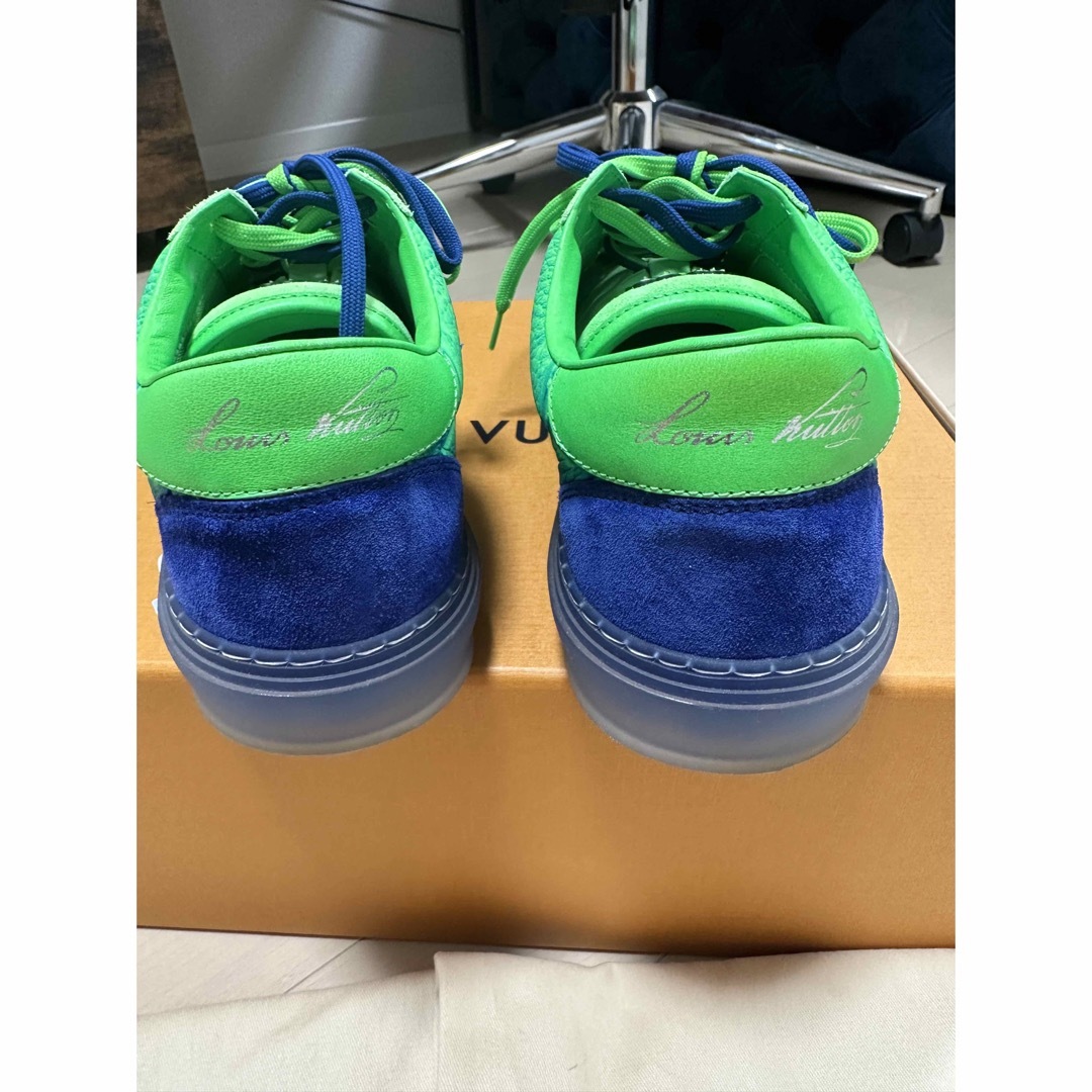 ルイヴィトン louis vuitton スニーカー 緑 グラデーション-