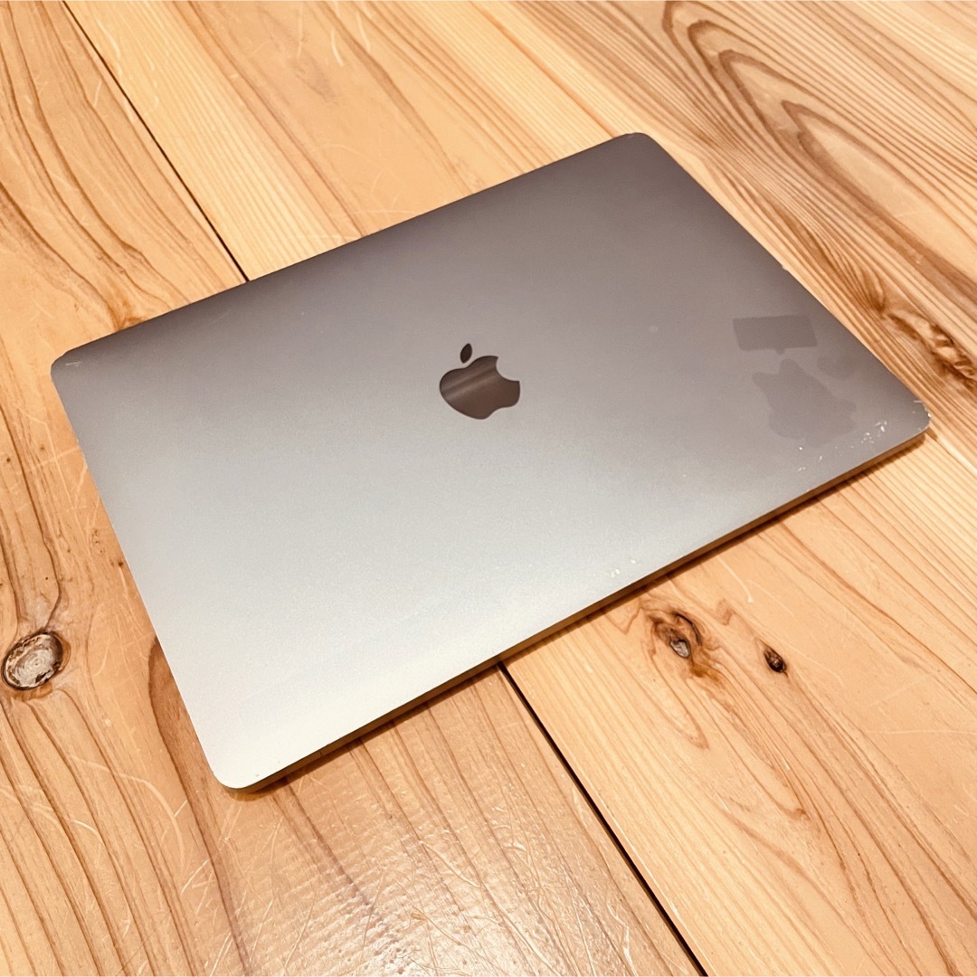 MacBook pro 13インチ 2017 メモリ16GB タッチバー搭載！