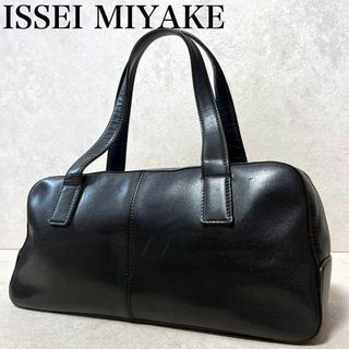 イッセイミヤケ 革 バッグの通販 28点 | ISSEY MIYAKEのレディースを