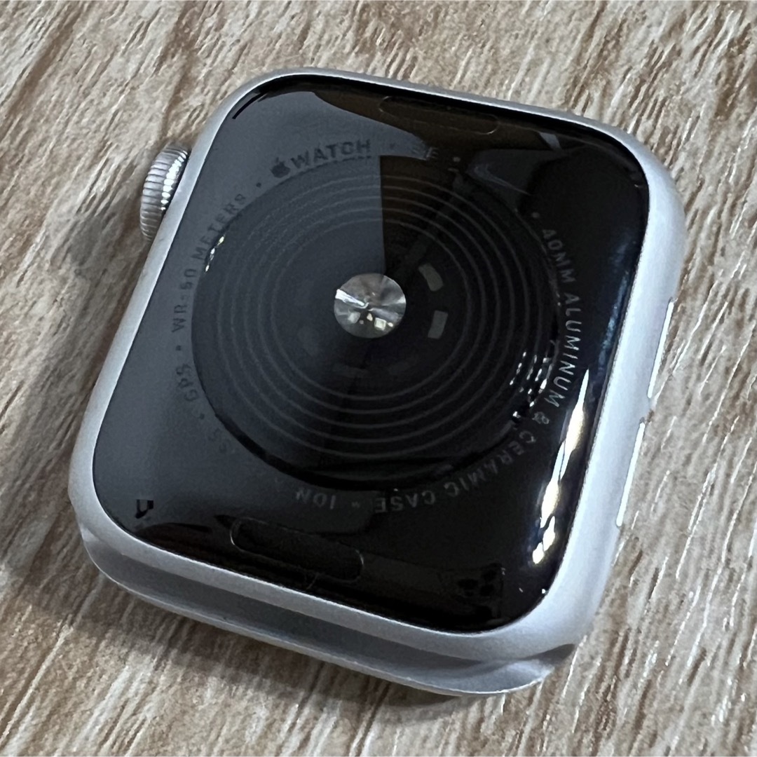 Apple Watch SE 40mm NIKE限定モデル BT98% 極美品