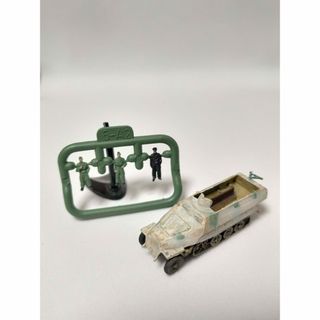 カイヨウドウ(海洋堂)のsd.kfz251D 1/144 ハノマーク 冬季迷彩 WTM第5弾(模型/プラモデル)