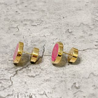 美品 miumiu エナメル メタル ピアス ピンク ゴールド