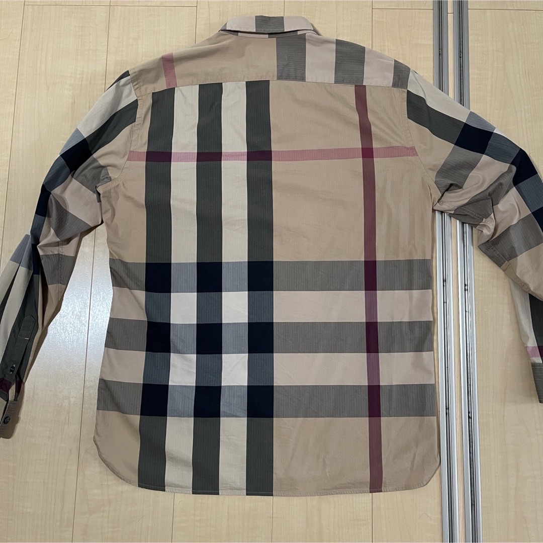 Burberry チェックシャツ Lサイズ Burberry チェックシャツ Lサイズ
