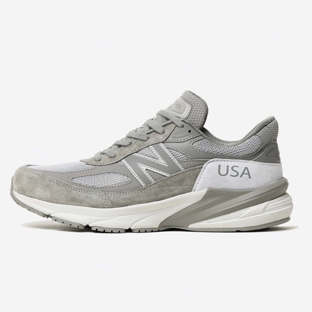 New Balance(ニューバランス)のWTAPS × NEW BALANCE M990 V6 GREY 26.0cm メンズの靴/シューズ(スニーカー)の商品写真