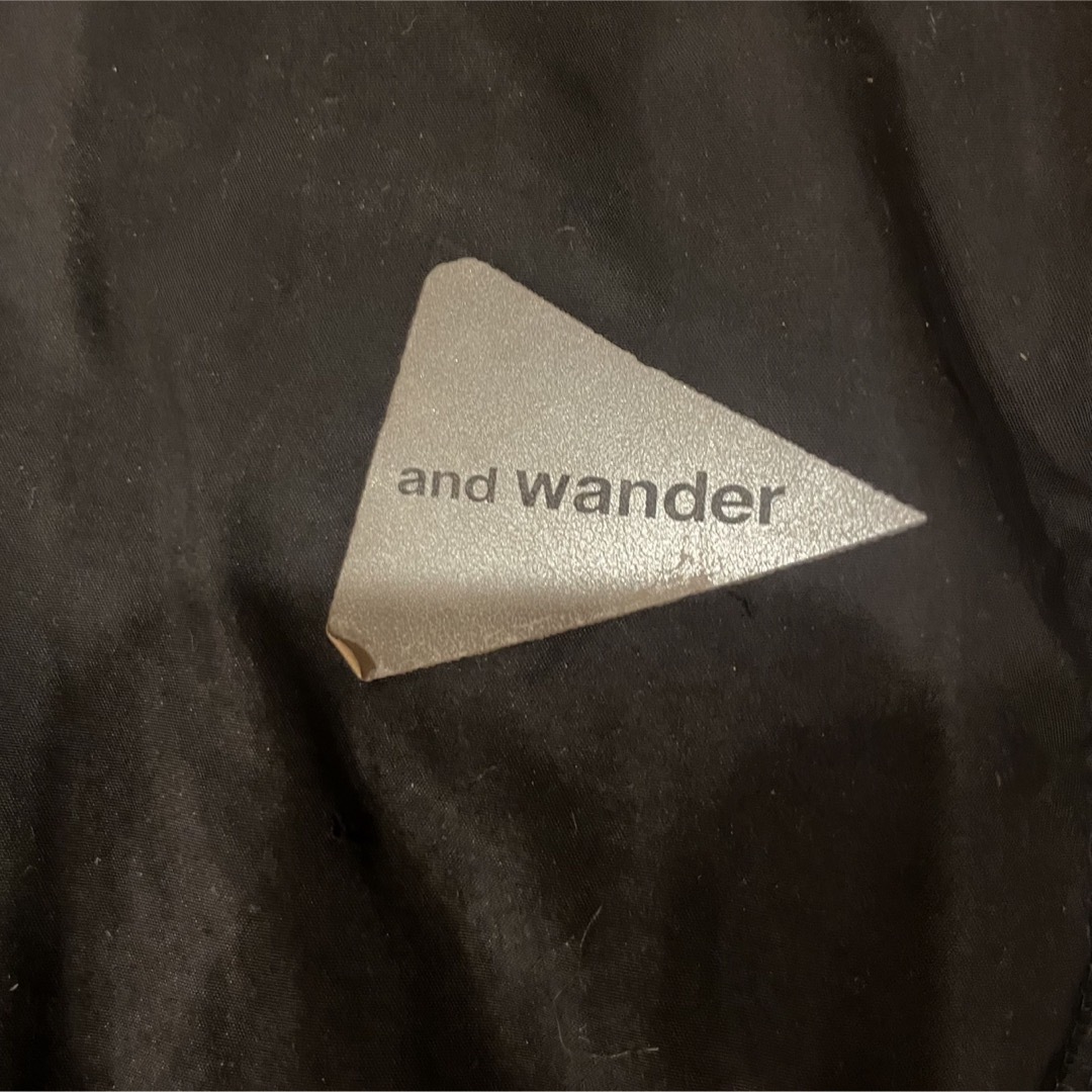 and wander(アンドワンダー)のアンドワンダー　ハイロフトフリースパンツ　men's サイズ4 メンズのパンツ(その他)の商品写真