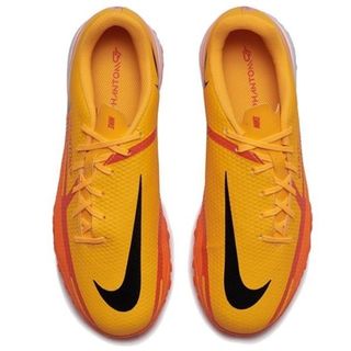 ナイキ(NIKE)のNIKEナイキファントム　トレーニングシューズ　24cm　サッカーシューズ(シューズ)