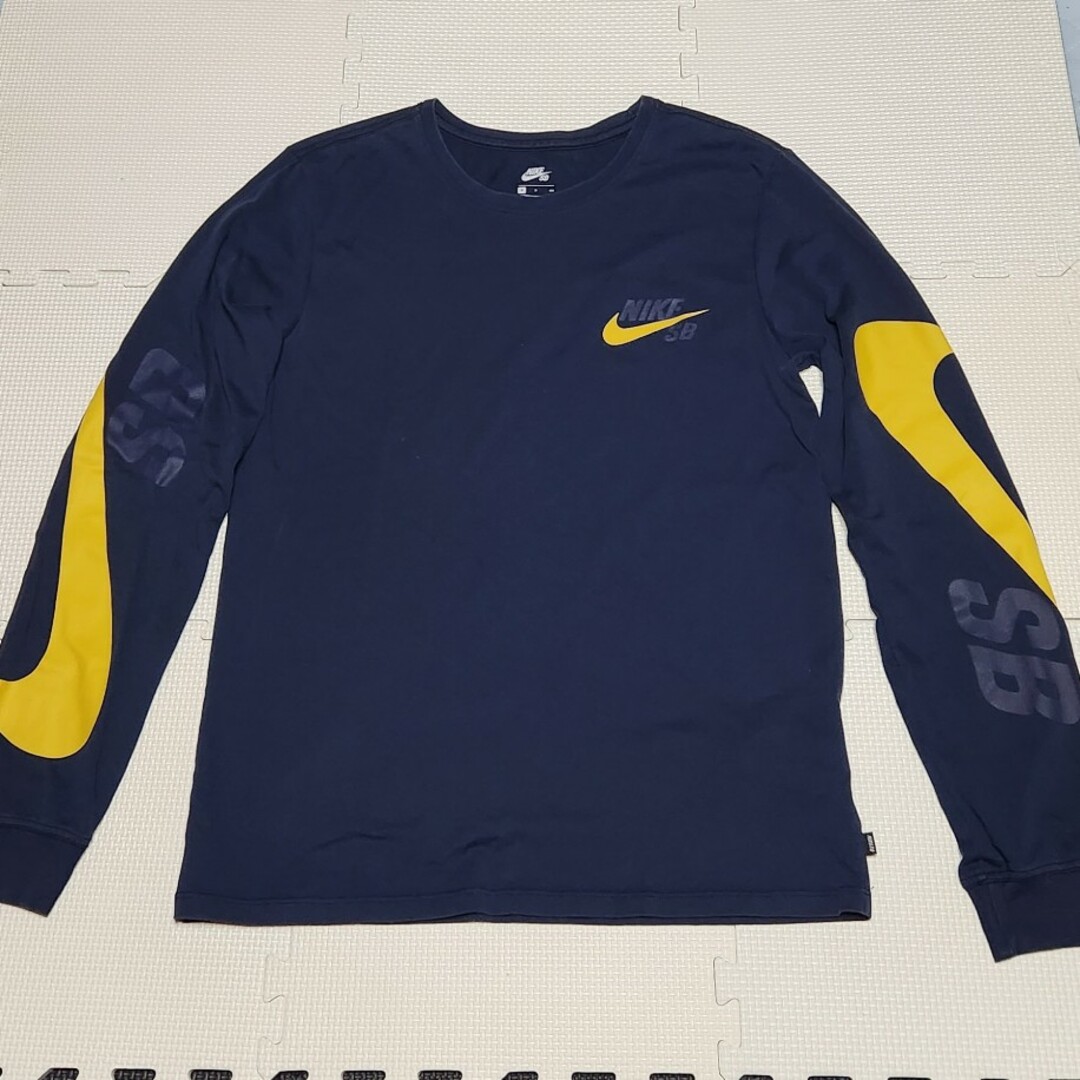 NIKE(ナイキ)のNIKE SB ナイキ ロゴプリント 長袖Tシャツ メンズのトップス(Tシャツ/カットソー(七分/長袖))の商品写真