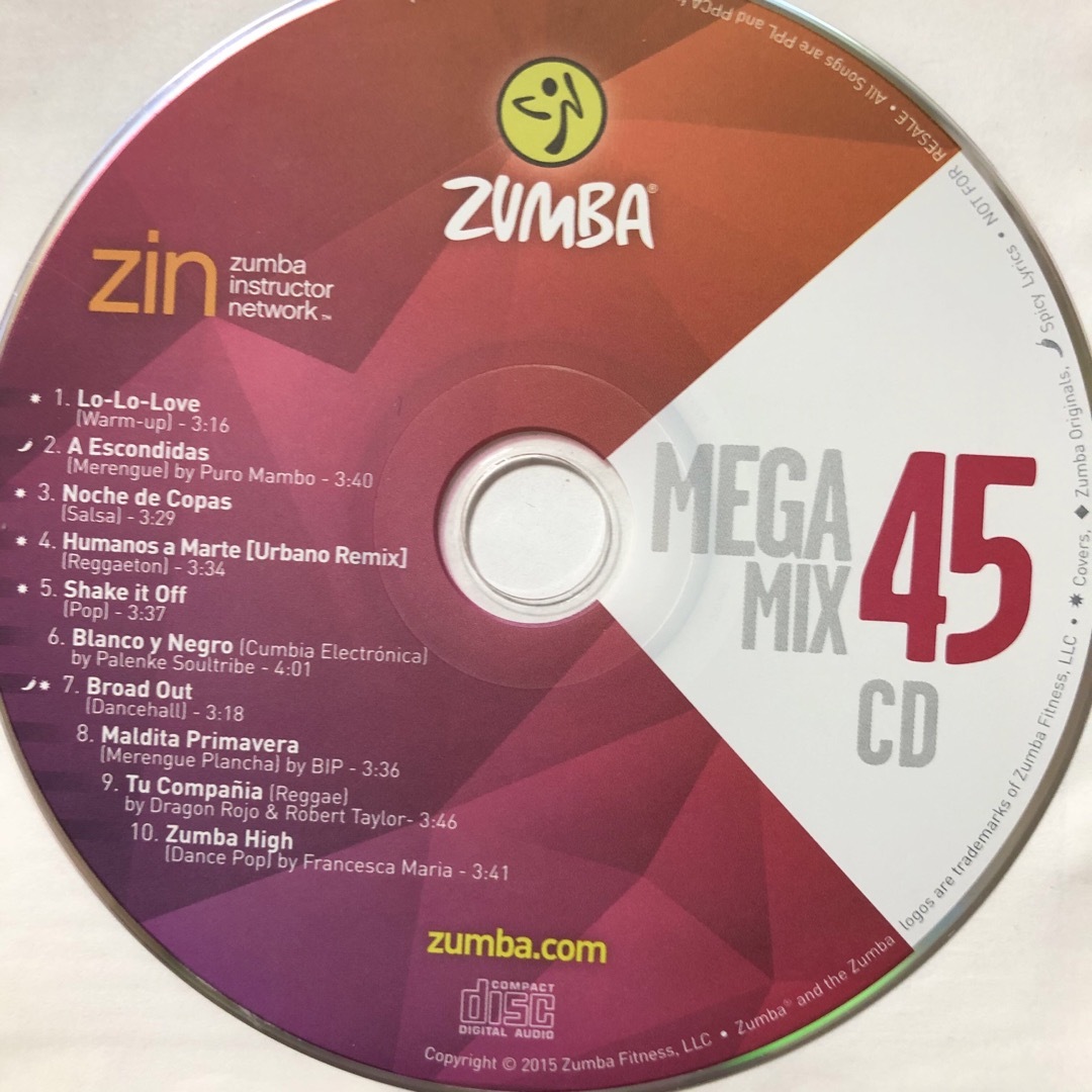 Zumba(ズンバ)のズンバ　MEGAMIX45  CD エンタメ/ホビーのCD(クラブ/ダンス)の商品写真