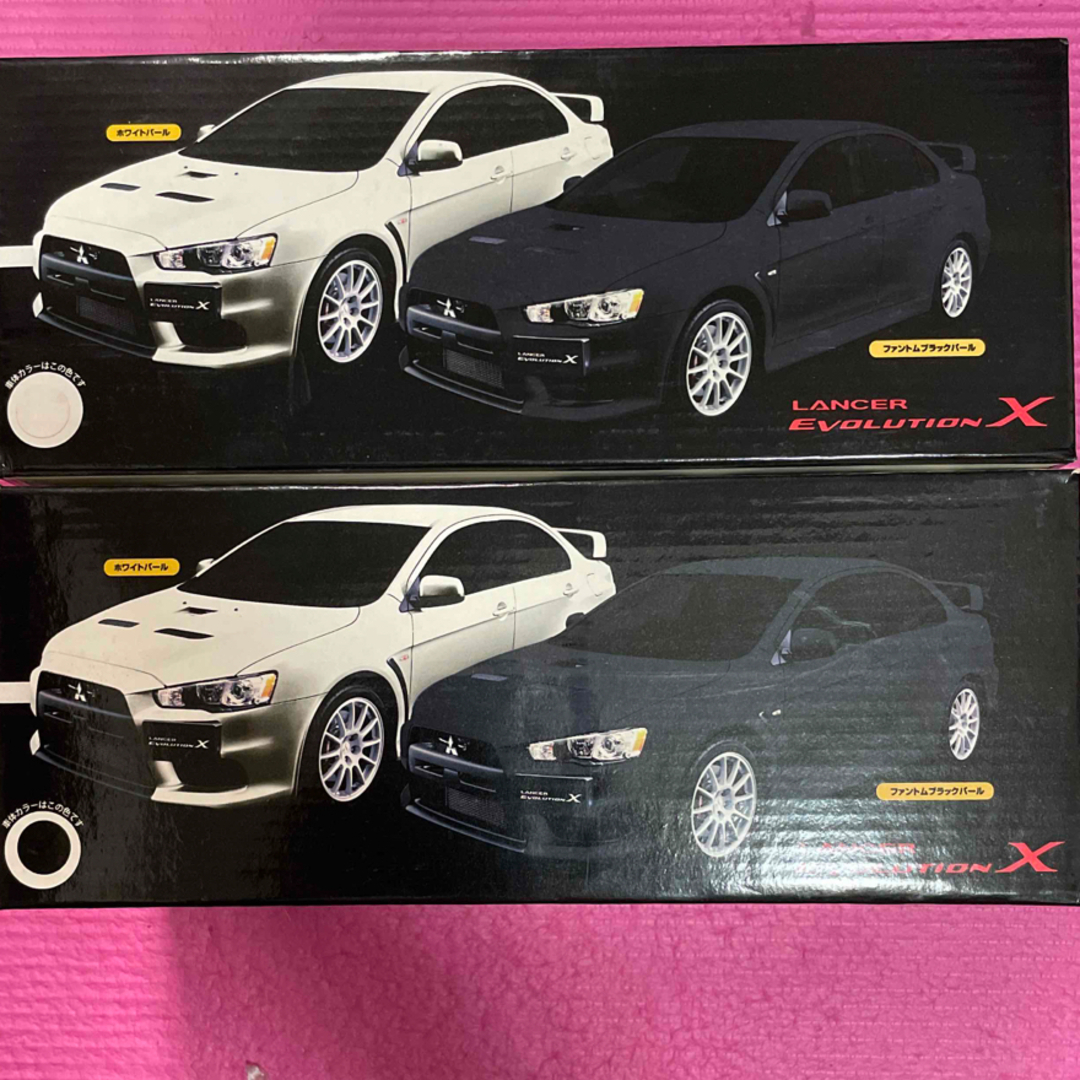 三菱(ミツビシ)のプレミアムR/Cカー　ランサーエボルーション X GSR 全2種 エンタメ/ホビーのおもちゃ/ぬいぐるみ(トイラジコン)の商品写真