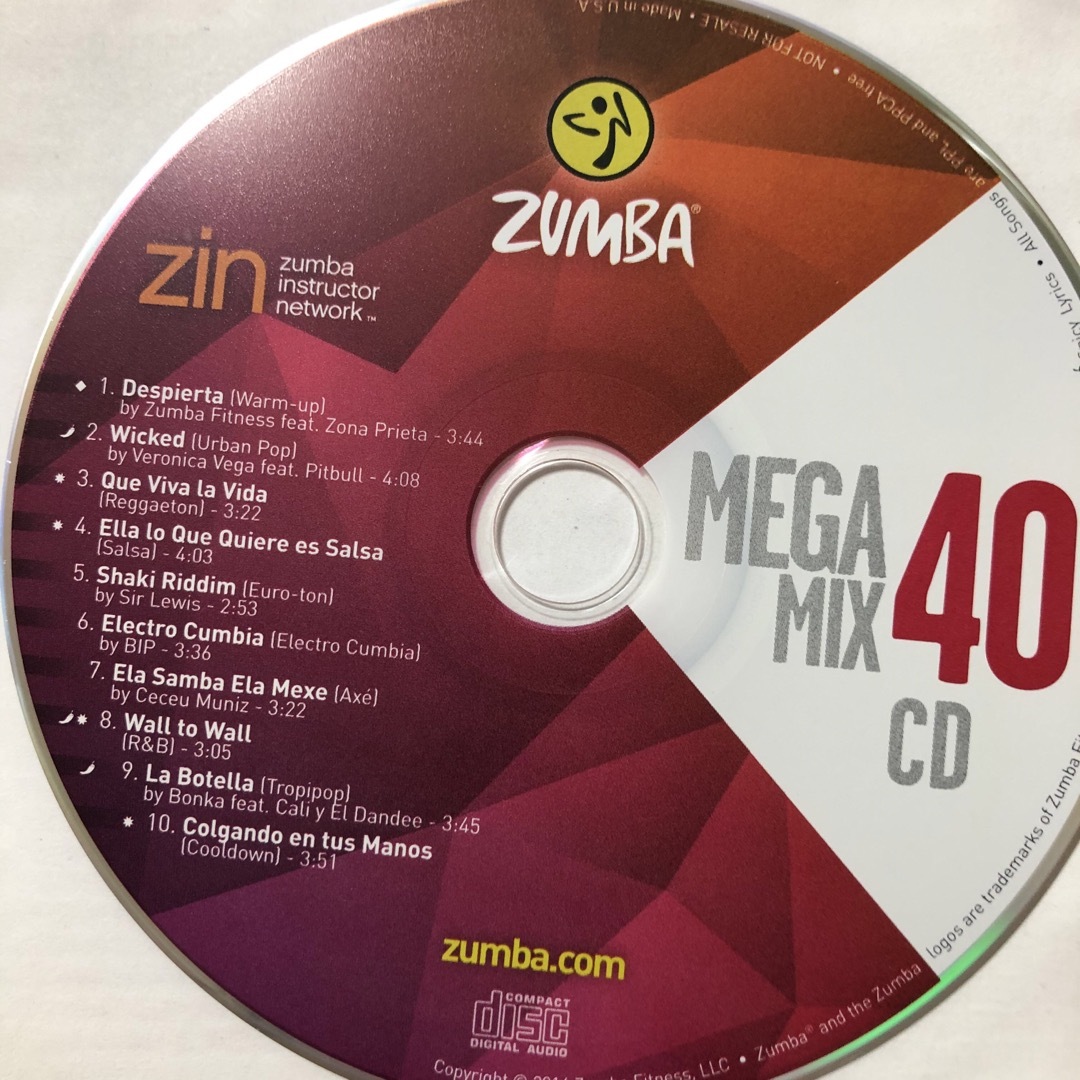 Zumba(ズンバ)のズンバ　MEGAMIX40  CD エンタメ/ホビーのCD(クラブ/ダンス)の商品写真