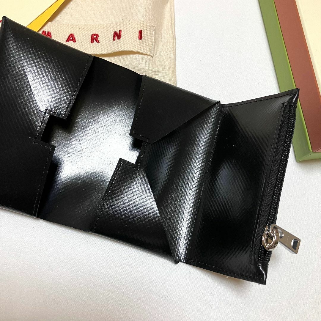 Marni(マルニ)の新品 23ss マルニ オリガミウォレット 財布 黒 ブラック 5311 メンズのファッション小物(折り財布)の商品写真