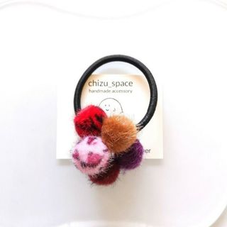 【sale】カラフルなもこもこのヘアゴム*《a15》(ヘアアクセサリー)