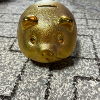 金の豚貯金箱(キャラクターグッズ)