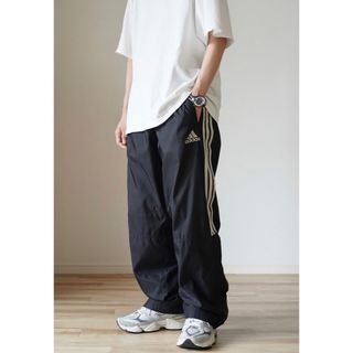 () 90's adidas ワイドトラックパンツ