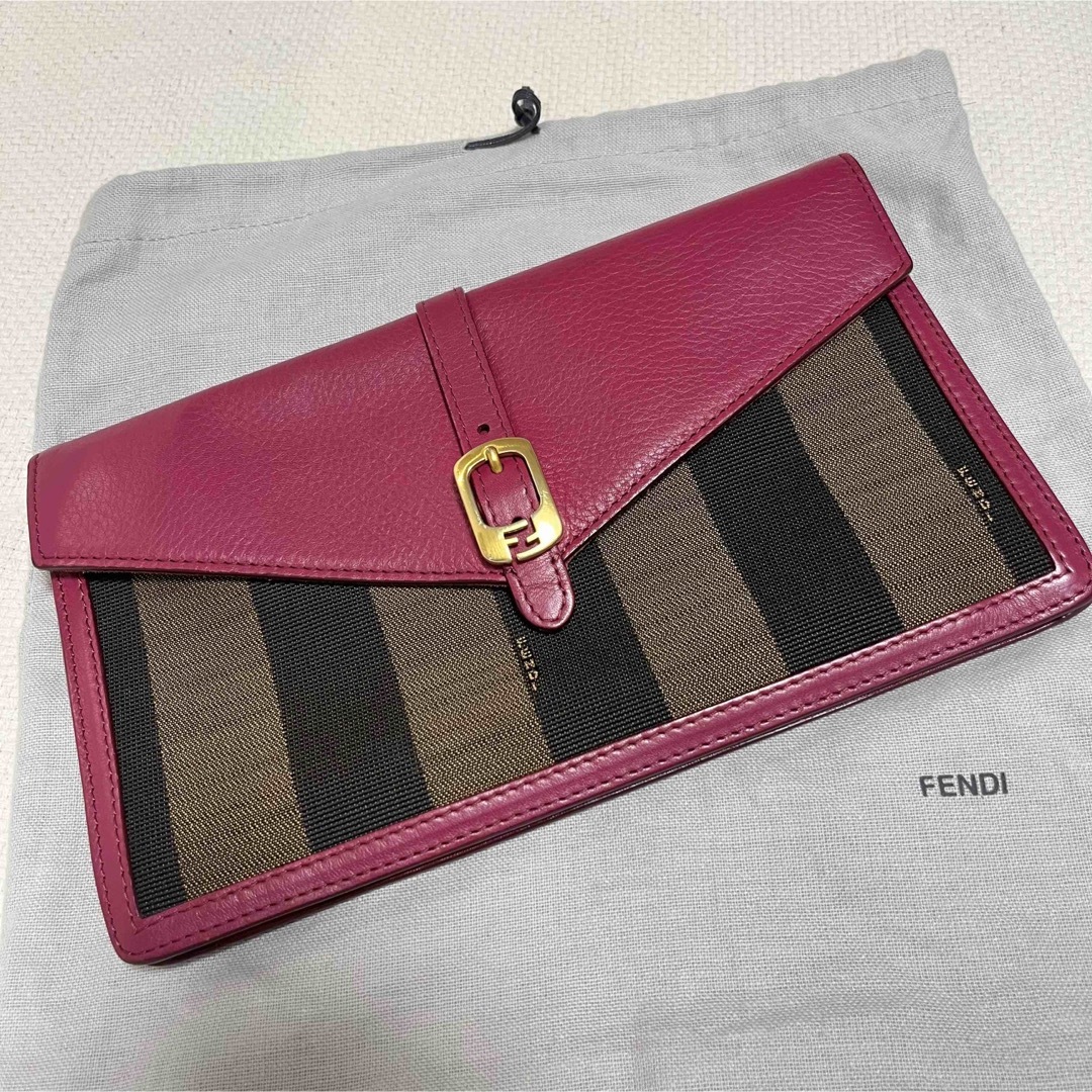 FENDI クラッチバッグ