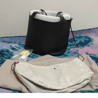 美品 4U 廃番 キューブバッグ GM プレミアム 黒-