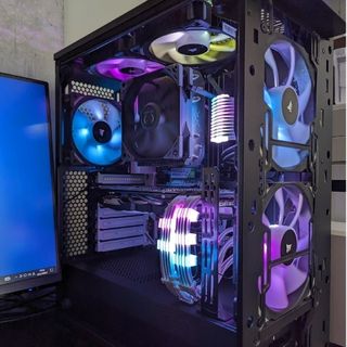 ゲーミングPC、Core i7 7700K、GTX 1070Ti-