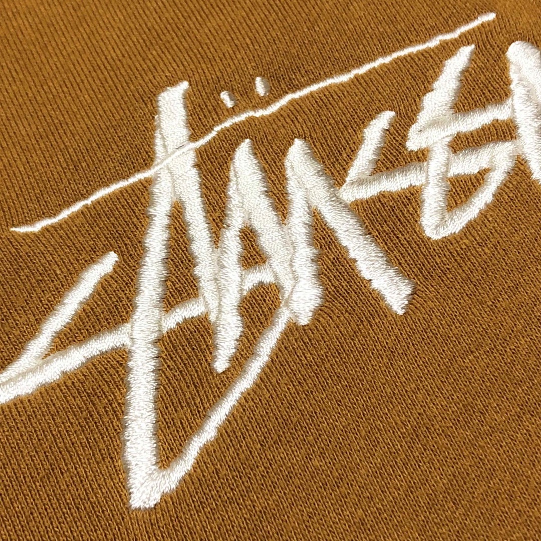 STUSSY   即完売 STUSSY ステューシー パーカー センター刺繍ロゴの