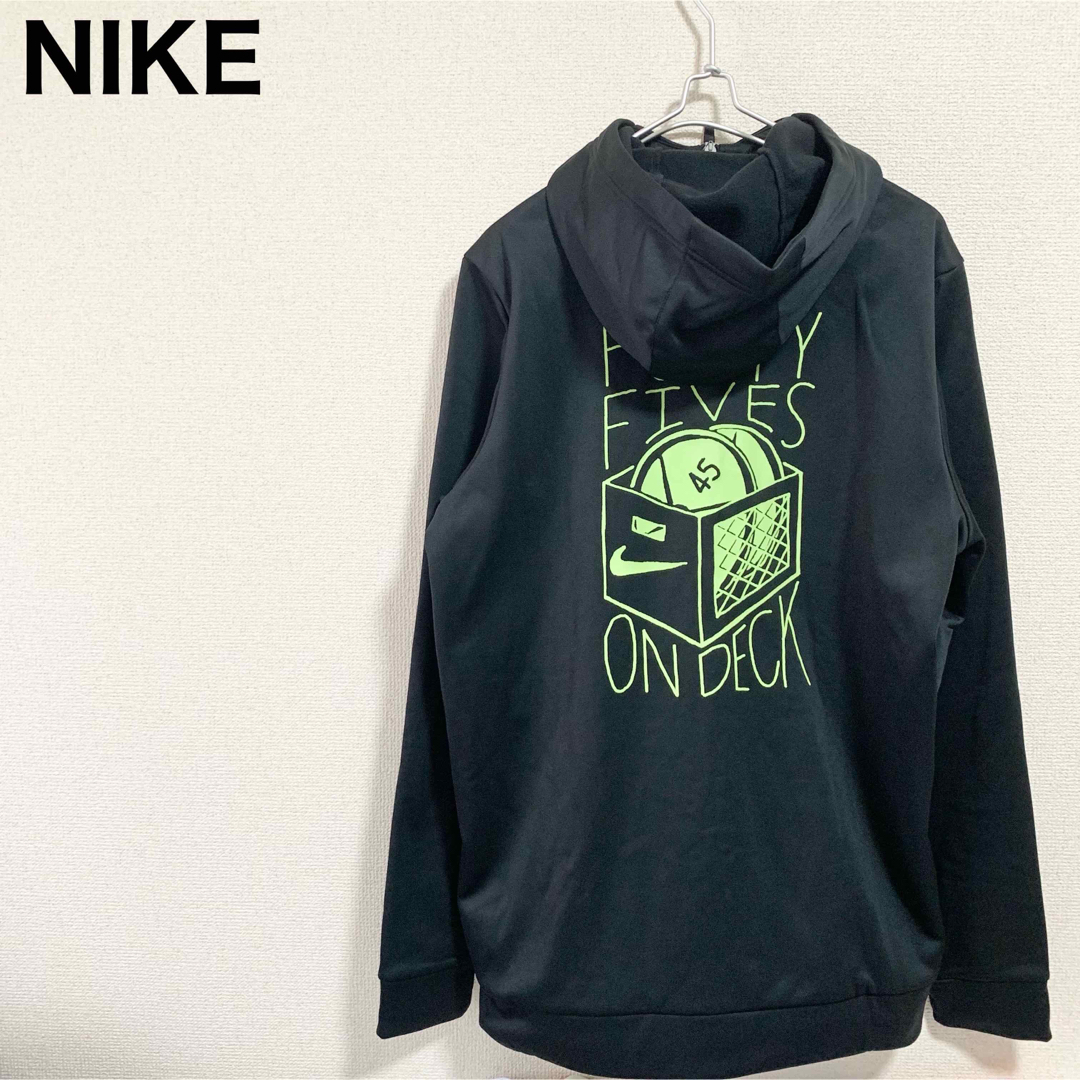 NIKE パーカー　XXL 超美品です。