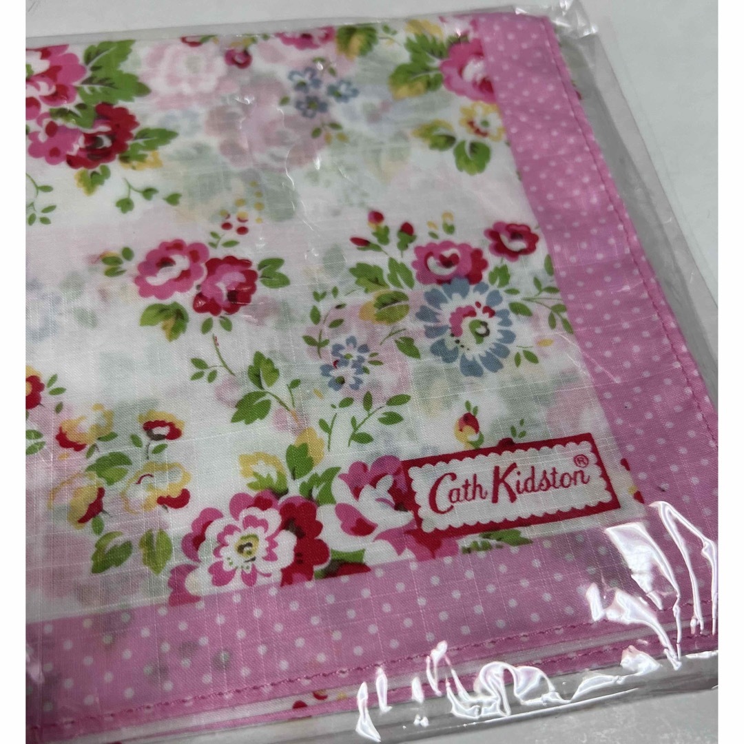 Cath Kidston(キャスキッドソン)の◆新品　キャスキッドソン ハンカチ バンダナ スカーフ フラワー 花柄 ピンク レディースのファッション小物(ハンカチ)の商品写真