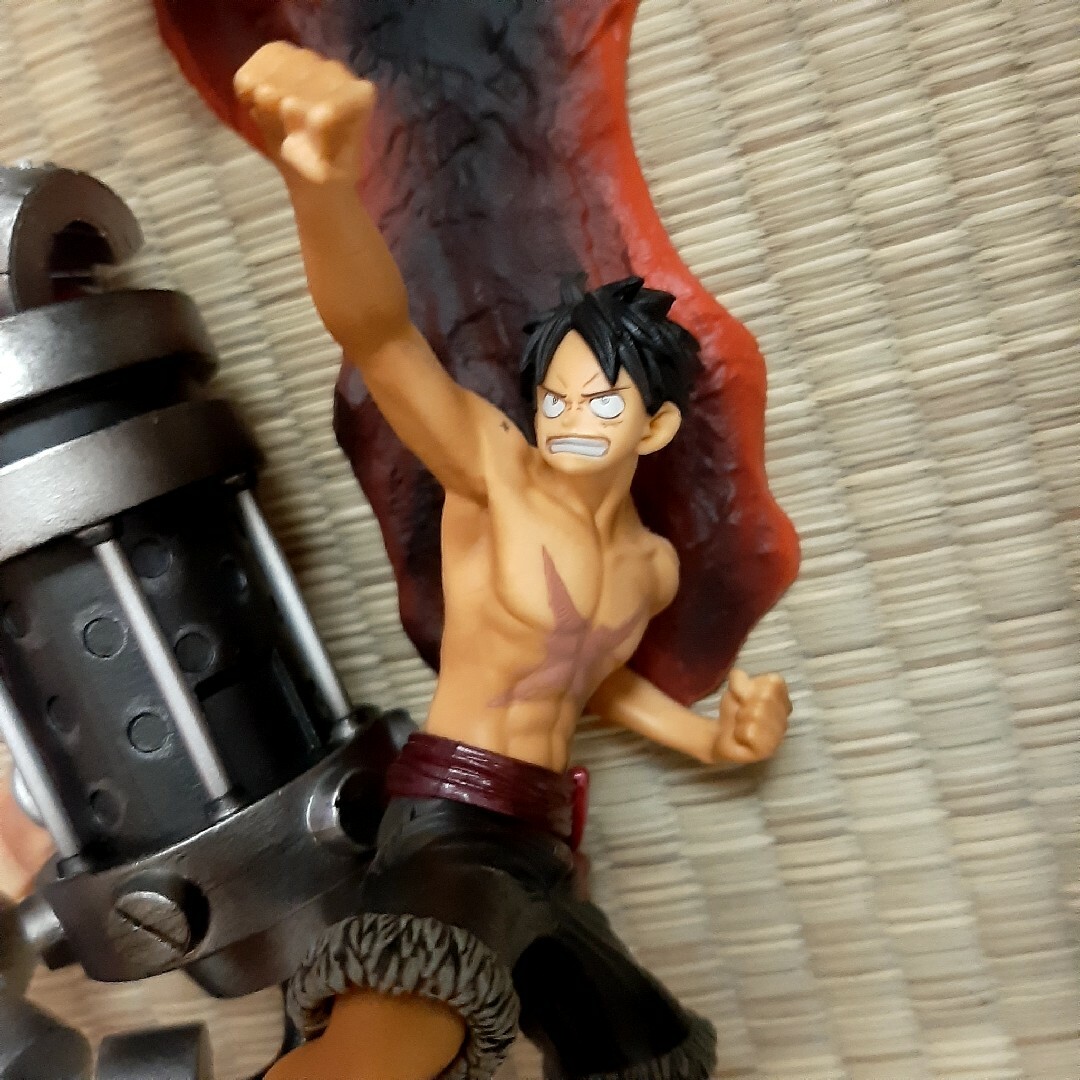 ONE PIECE(ワンピース)のワンピース　ルフィ　フィギュア エンタメ/ホビーのおもちゃ/ぬいぐるみ(キャラクターグッズ)の商品写真