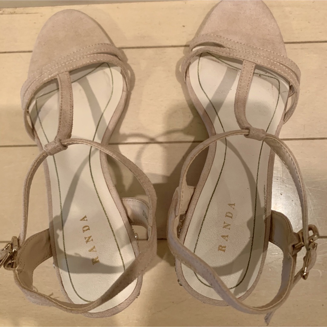RANDA(ランダ)のRANDA‬♡ビジュー　サンダル　ピンクページュ レディースの靴/シューズ(サンダル)の商品写真