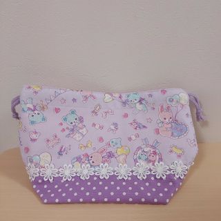 クラシカルモダン柄　お弁当袋　ハンドメイド(ランチボックス巾着)