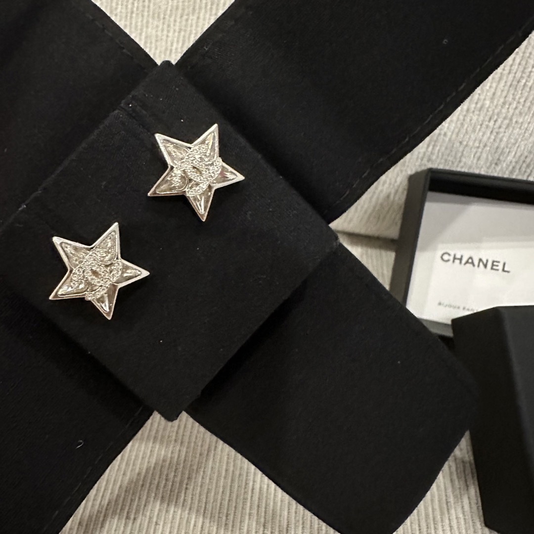 CHANEL シャネル　スター　ピアス