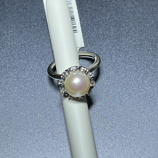 パンドラ(PANDORA)の新品美品|パンドラ PANDORA　完売品　パール　真珠　シルバー　指輪(リング(指輪))
