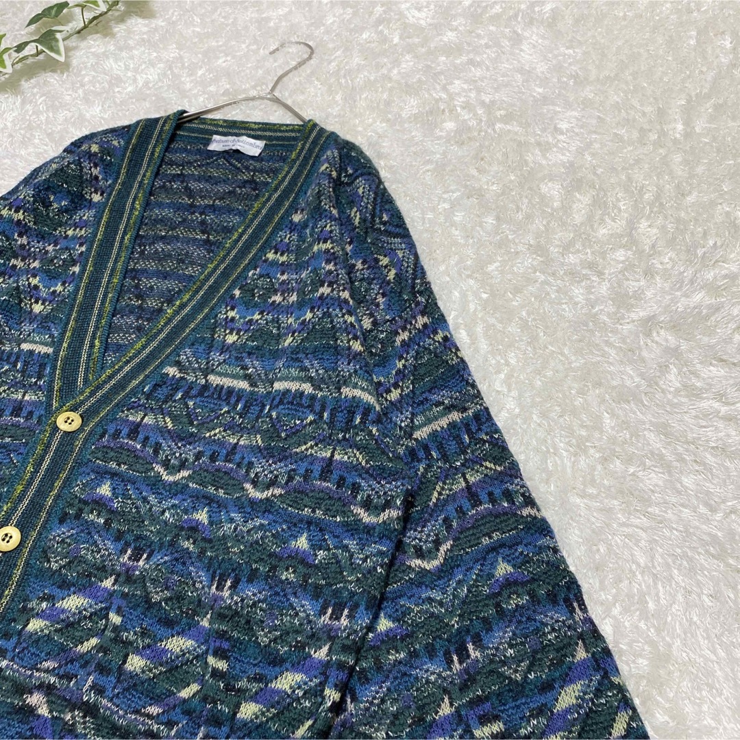 柄ニット　総柄　セーター　デザイン　カーディガン　レトロ　幾何学柄　古着 メンズのトップス(カーディガン)の商品写真