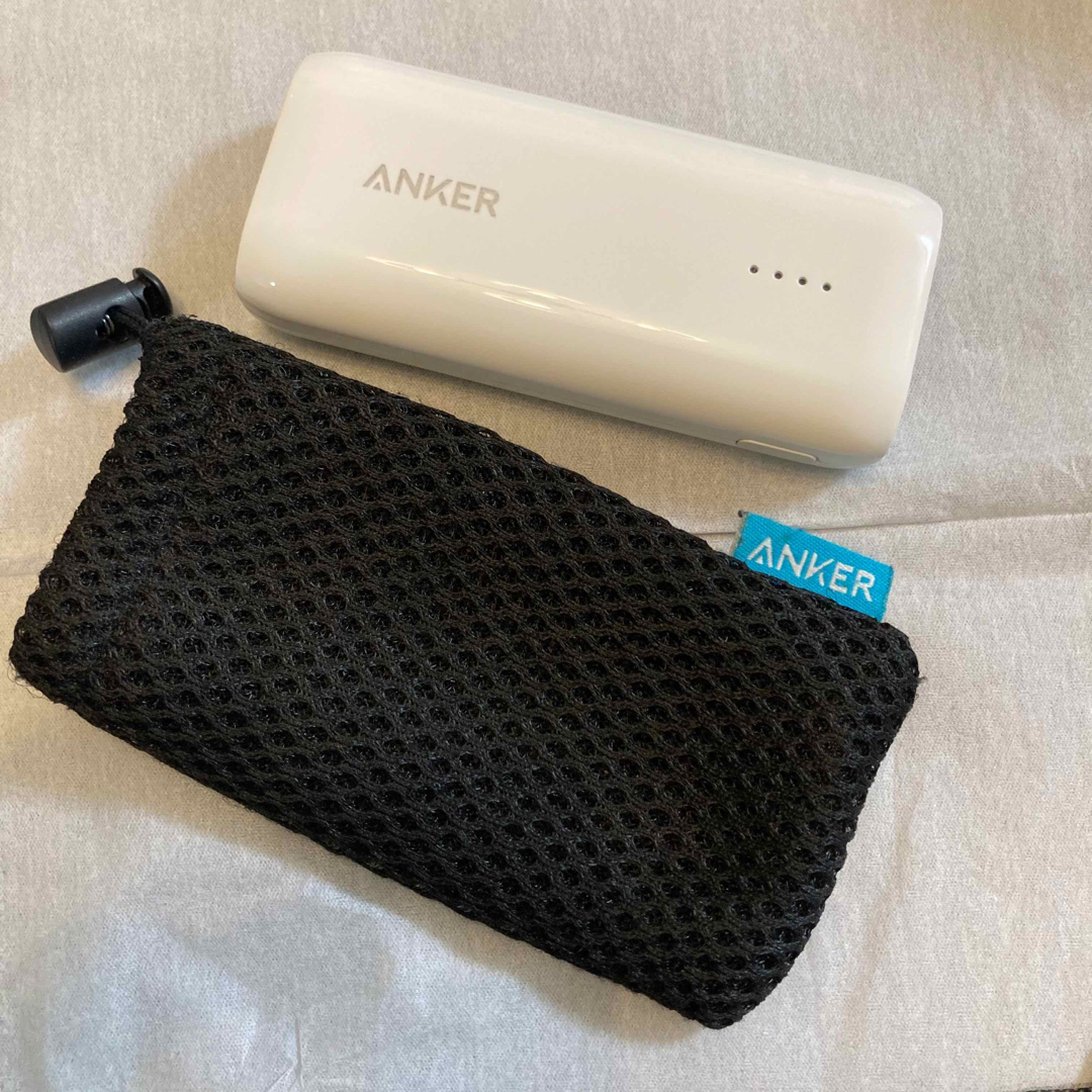 Anker(アンカー)のANKERモバイルバッテリー 5200mAh 中古品 アンカー　格安 スマホ/家電/カメラのスマートフォン/携帯電話(バッテリー/充電器)の商品写真