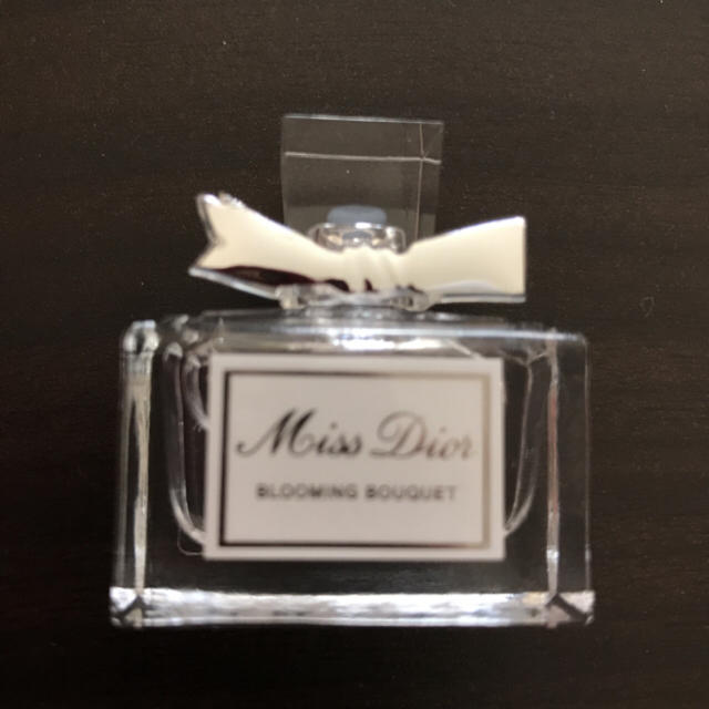 Christian Dior(クリスチャンディオール)のMissDior新品💓ブルーミングブーケのみ コスメ/美容の香水(香水(女性用))の商品写真