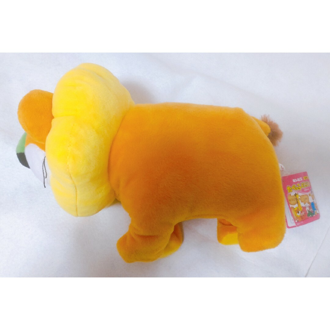 新品　タグ付き　たべっ子どうぶつ　ライオン　トコトコ歩く エンタメ/ホビーのおもちゃ/ぬいぐるみ(キャラクターグッズ)の商品写真