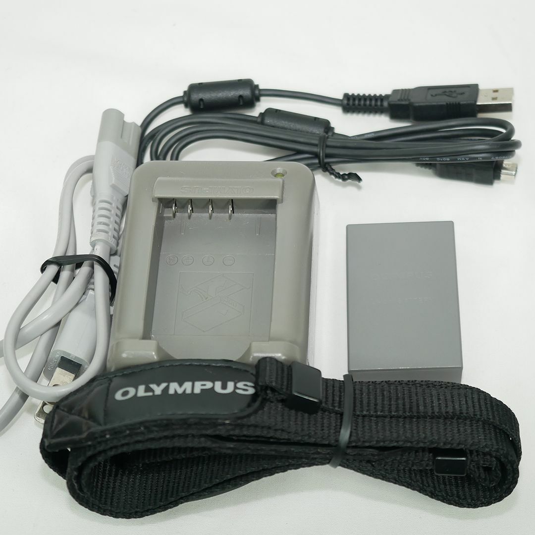 OLYMPUS(オリンパス)のOLYMPUS OM-D E-M10 body ＋ α スマホ/家電/カメラのカメラ(デジタル一眼)の商品写真