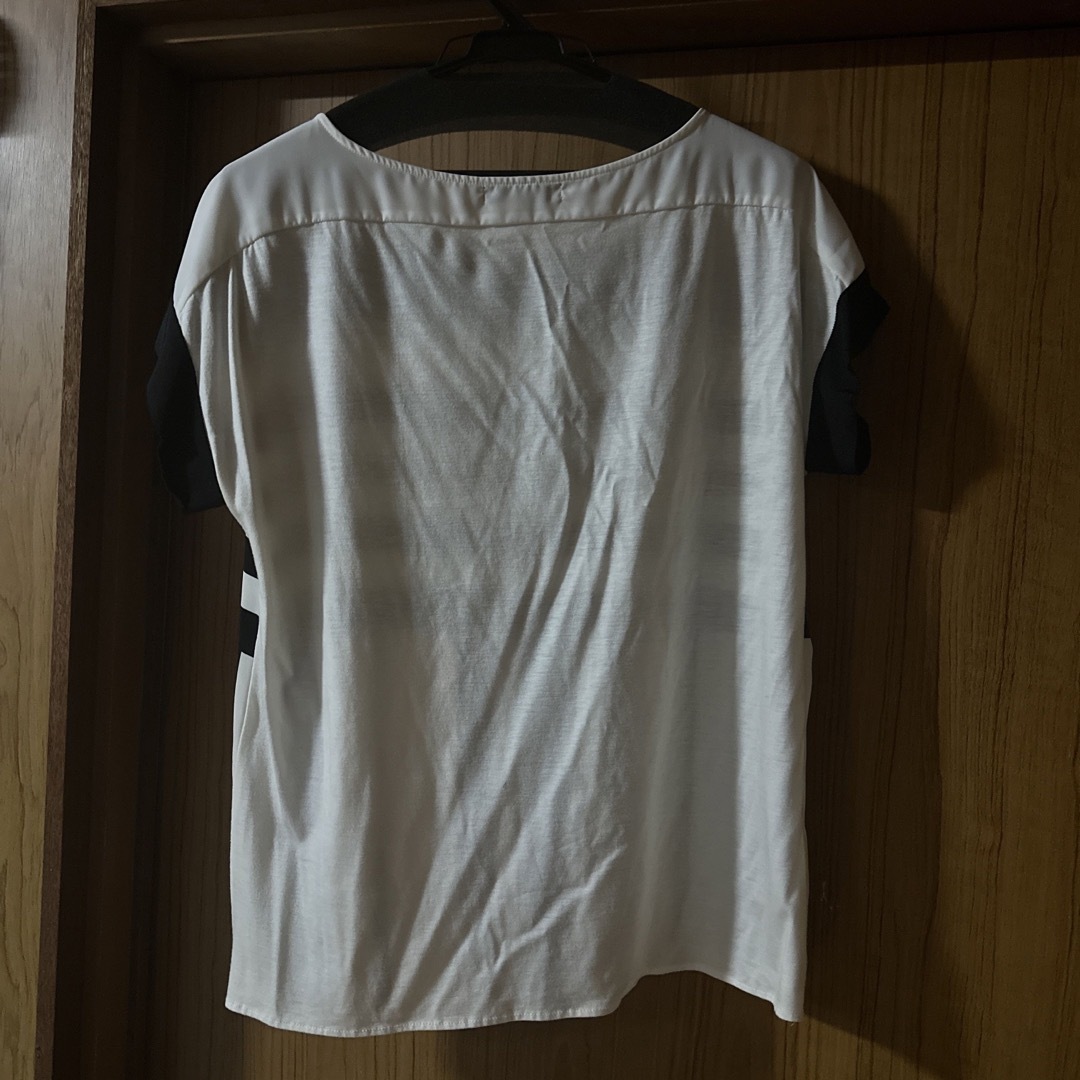 ICB(アイシービー)のicb トップス黒✖️白 レディースのトップス(カットソー(半袖/袖なし))の商品写真
