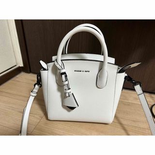 チャールズアンドキース(Charles and Keith)のハンドバッグ(ハンドバッグ)