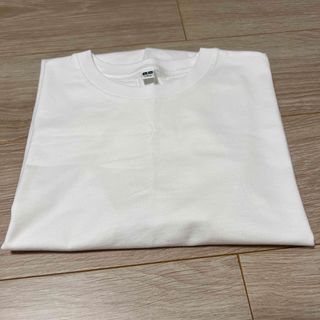 ユニクロ(UNIQLO)のUNIQLO Tシャツ(Tシャツ(半袖/袖なし))