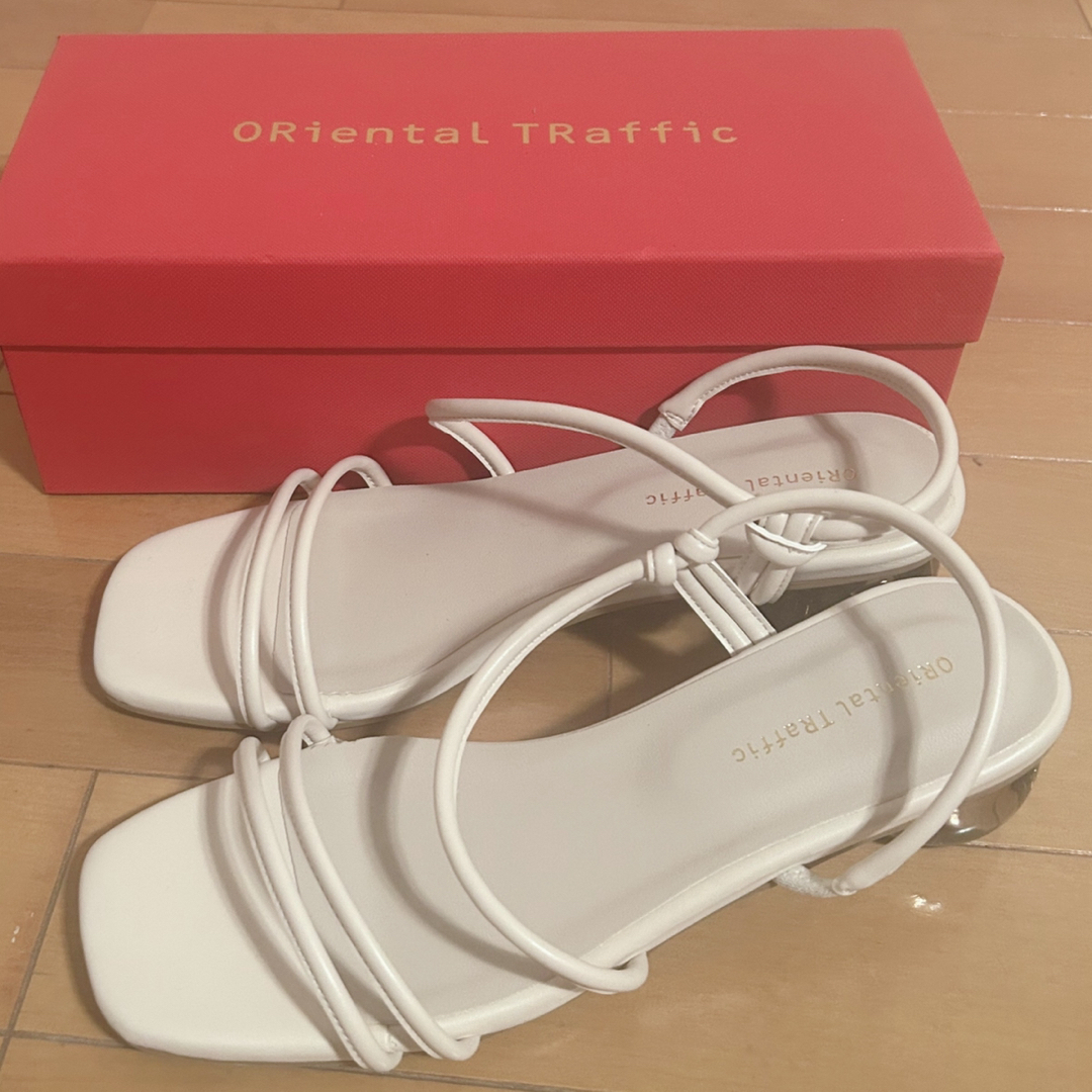 ORiental TRaffic(オリエンタルトラフィック)のORiental TRaffic サンダル クリアヒール レディースの靴/シューズ(サンダル)の商品写真