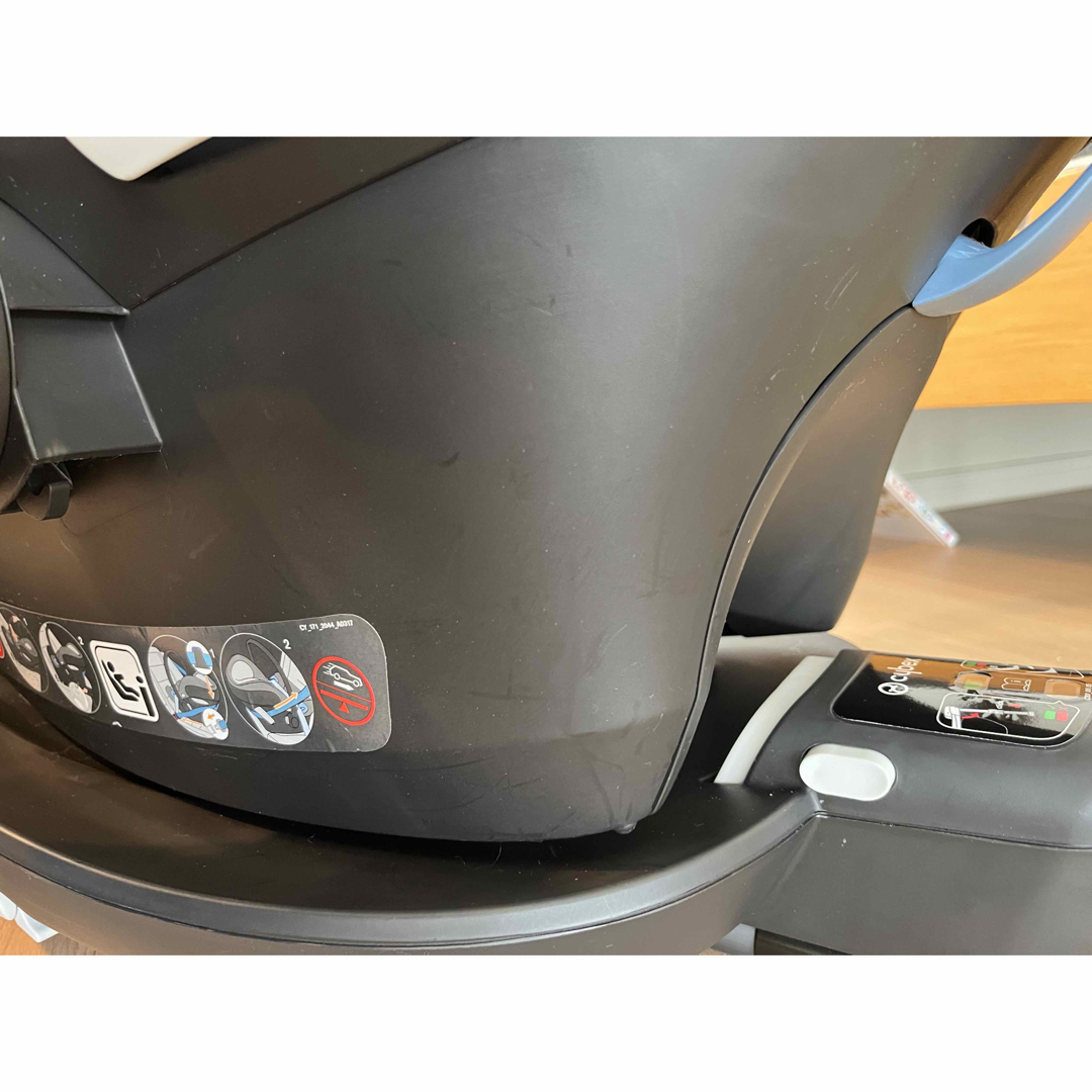 cybex cybex エイトンM i-size ベビーシート ベースセットの通販 by めー's shop｜サイベックスならラクマ