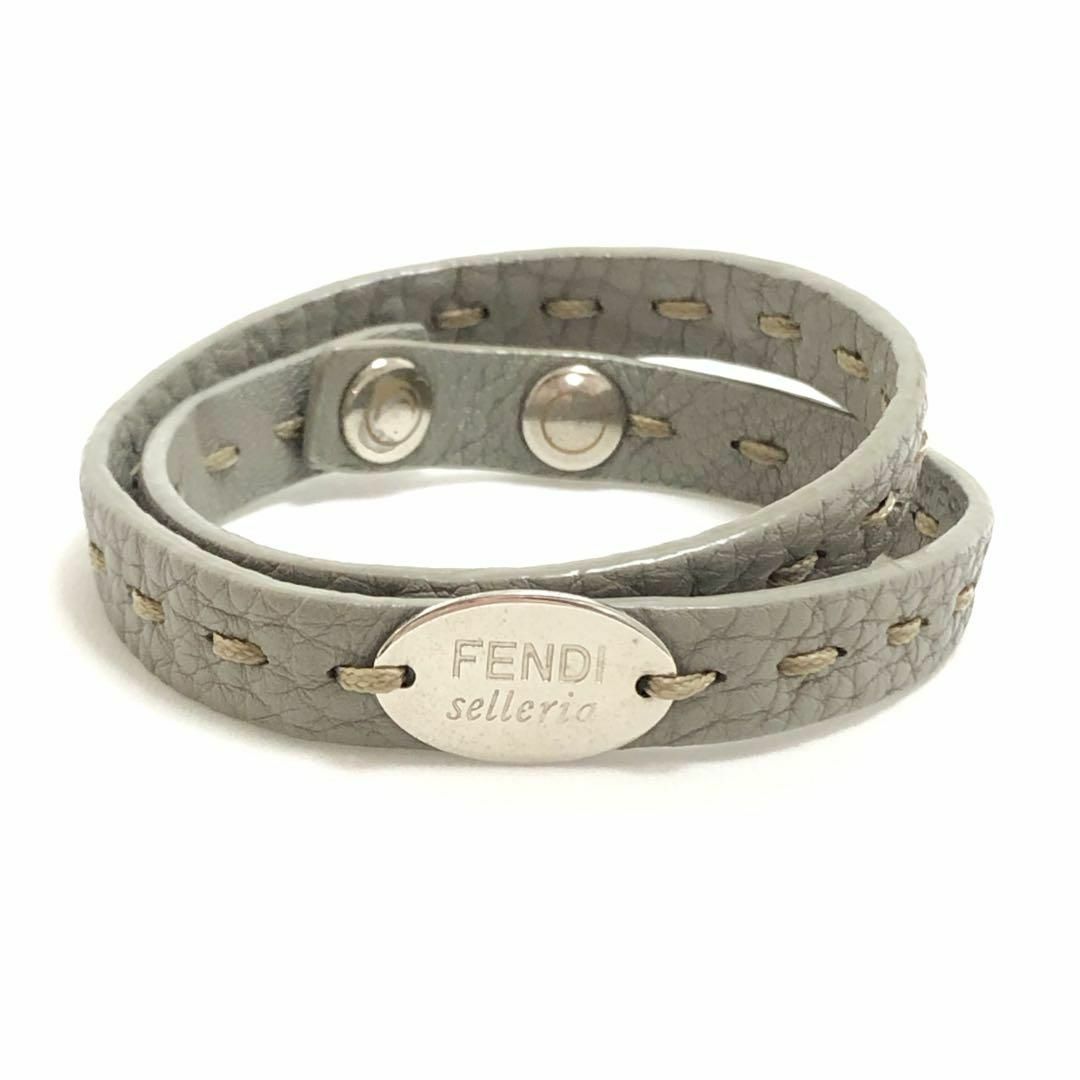 FENDI フェンディ ブレスレット アクセサリー グレー