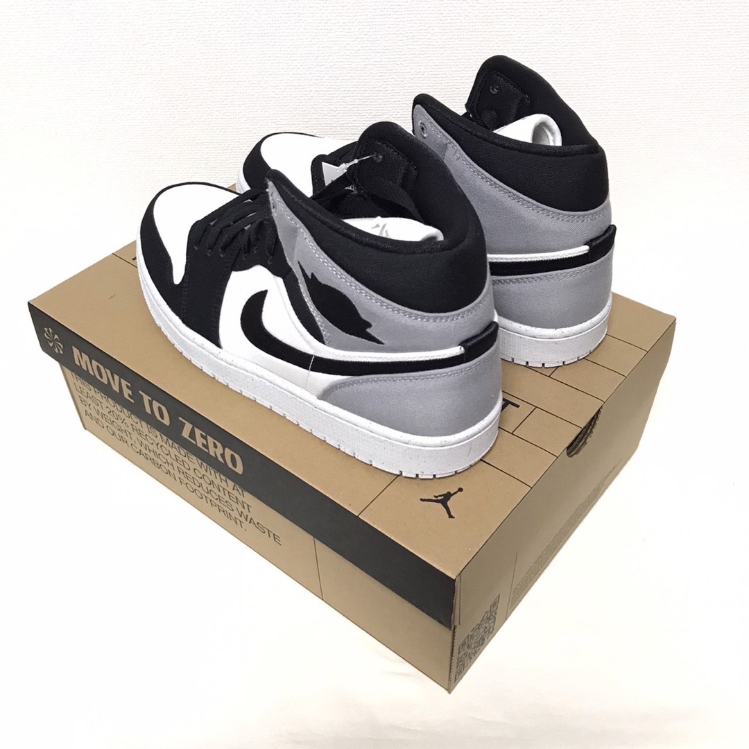 【23.5】NIKE WMNS AIR JORDAN 1 MID SE シャドー