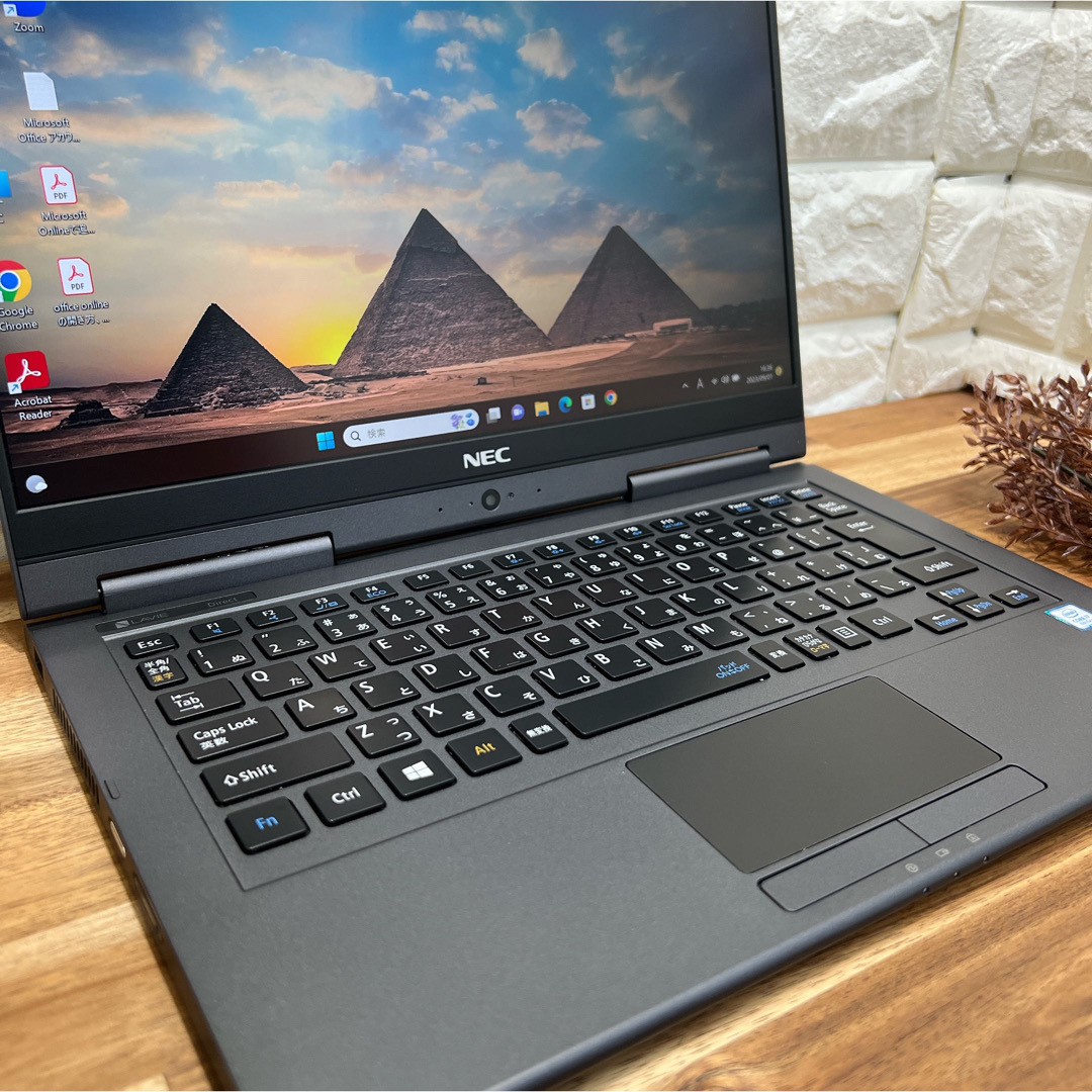 NEC - NEC LAVIE 2in1☘️i7第8世代☘️SSD256GB/メモリ8Gの通販 by