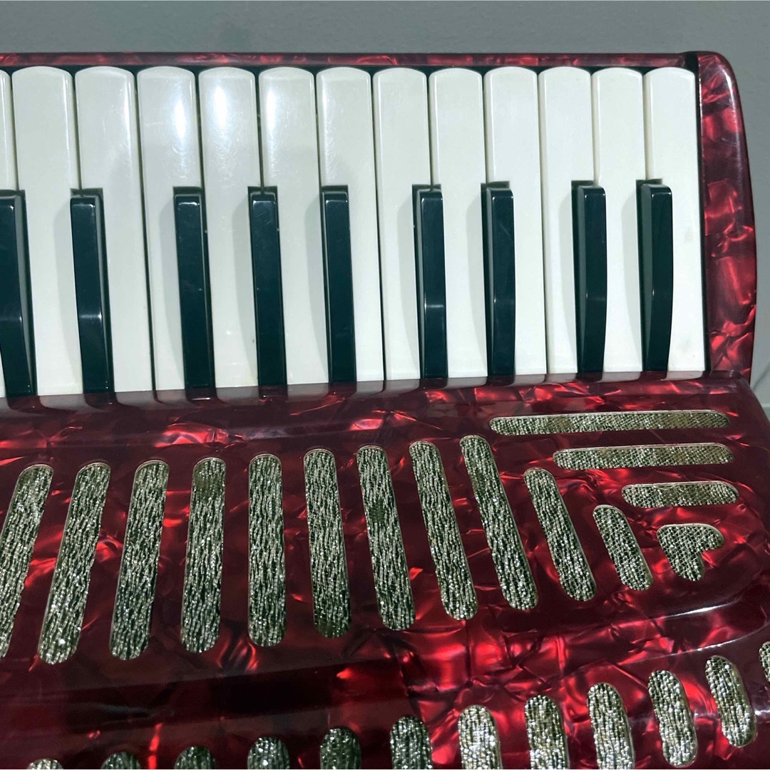 ヤマハ(ヤマハ)のYAMAHA アコーディオン YA-18 8905 ヤマハ 全鍵盤音出し確認済 楽器の鍵盤楽器(アコーディオン)の商品写真