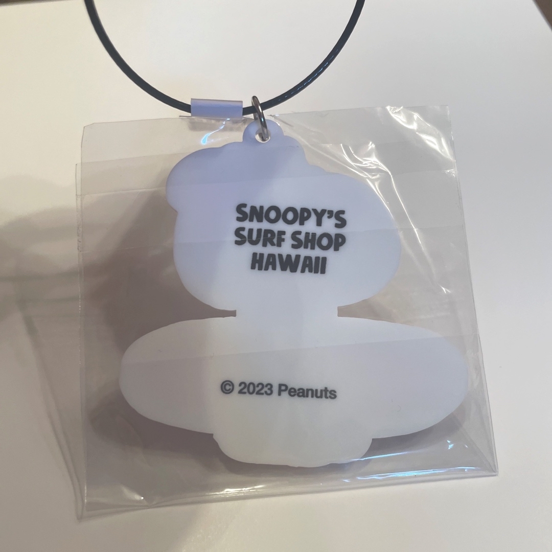 SNOOPY(スヌーピー)のスヌーピーフェスティバル2023 サーフハワイ　ベルキーホルダー レディースのファッション小物(キーホルダー)の商品写真