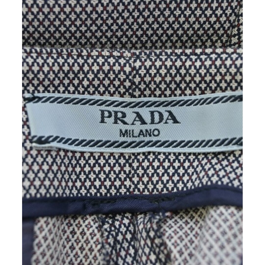 PRADA(プラダ)のPRADA プラダ スラックス 40(M位) グレーx黒x赤(総柄) 【古着】【中古】 レディースのパンツ(その他)の商品写真